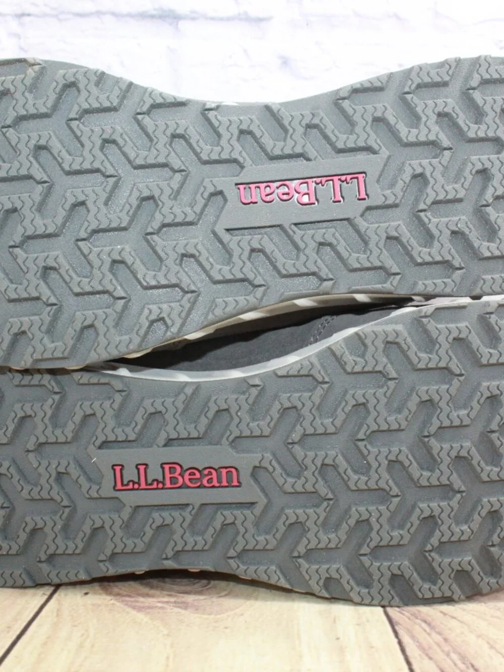 LL Bean Snow Sneaker 5 Gray Suede Waterproof Insulated Winter Boots Size 13 NWT
